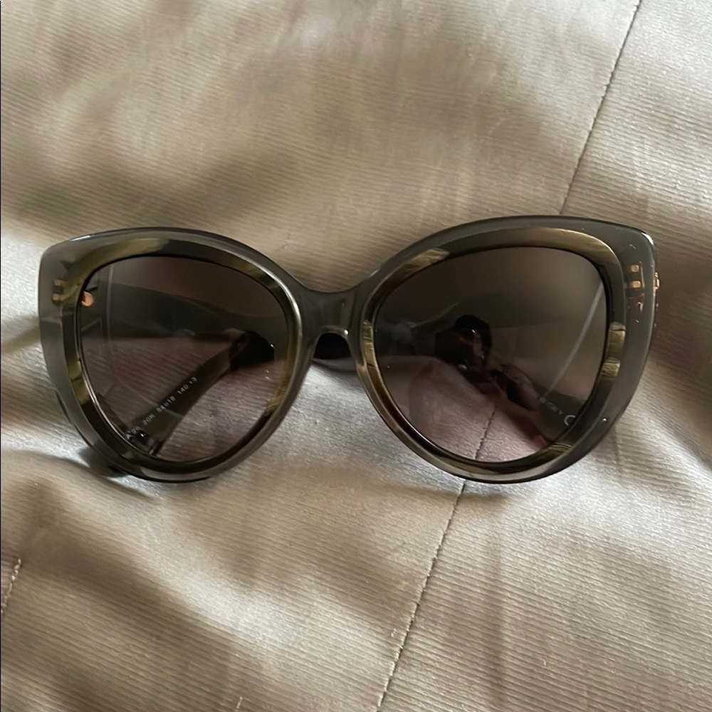 Timeless Balenciaga Sunglasses (Authentic)